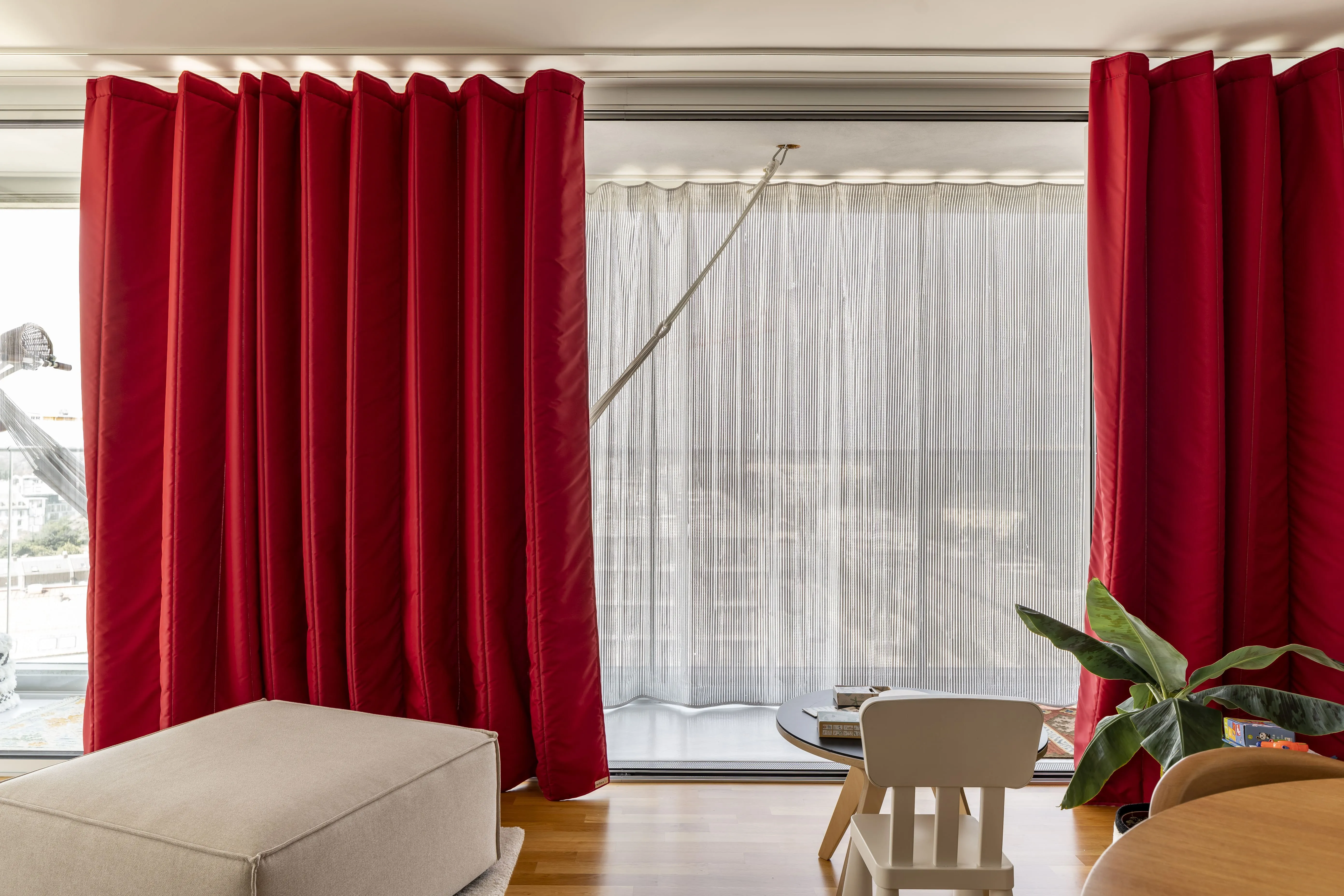 Pourquoi opter pour des rideaux anti-UV dans votre maison ? rideaux anti-UV maison