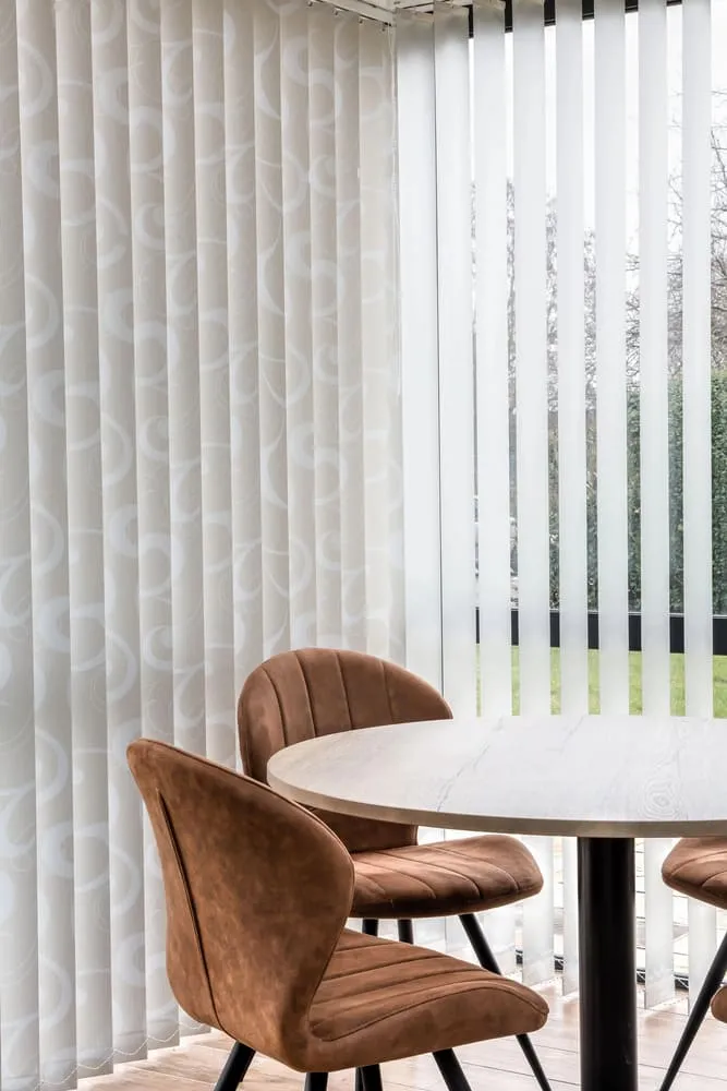 Store à bandes verticales Store à bandes verticales