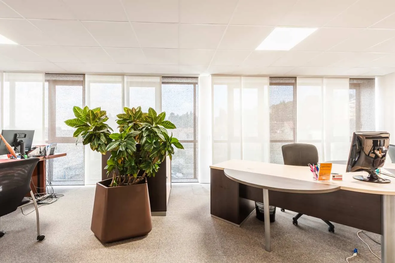 Quel store intérieur choisir pour un bureau ? Quel store intérieur choisir pour un bureau ?